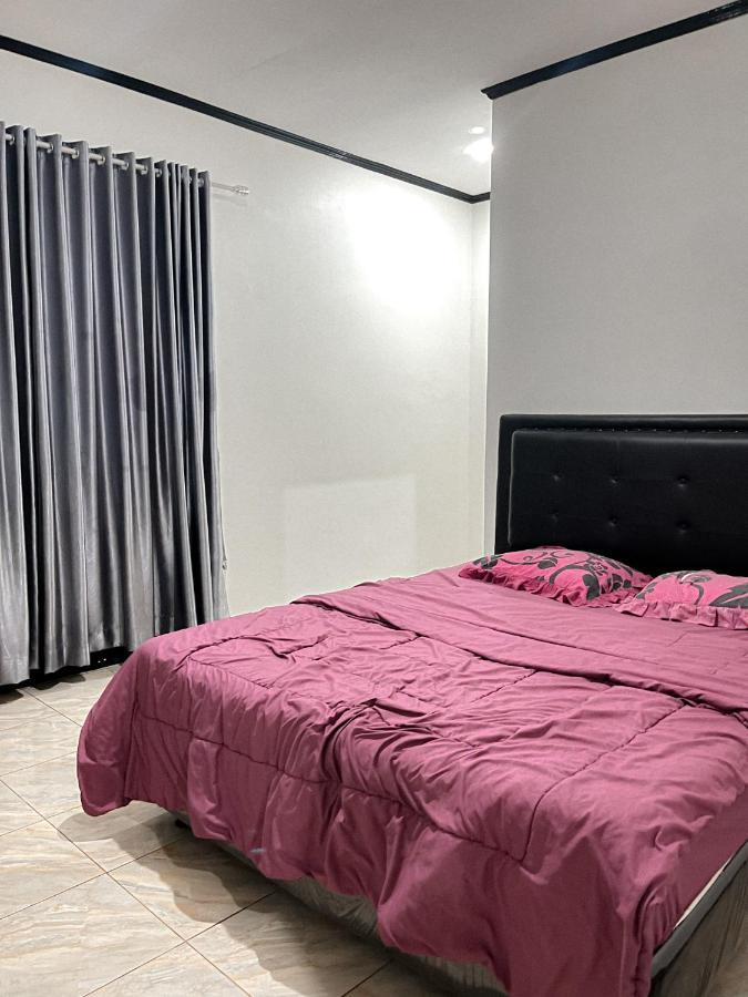 Sindang Restu Sr Cisarua 4br 20 Pax * Puncak