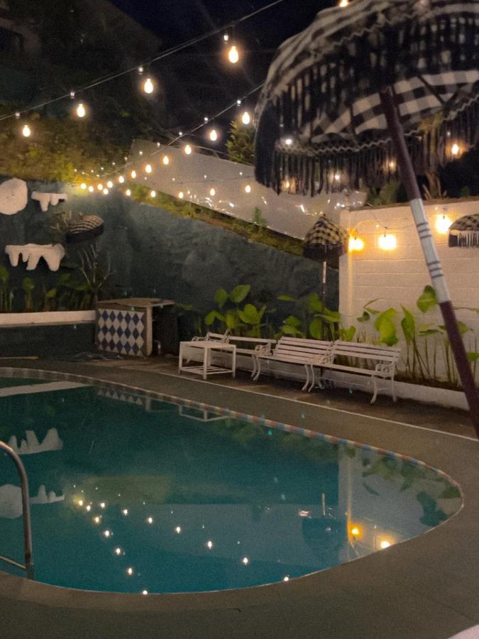 Villa Sindang Restu Sr Cisarua 4br 20 Pax *